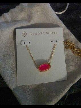 New Kendra Scott Hot Pink Gold Elisa-Style Pendant Necklace